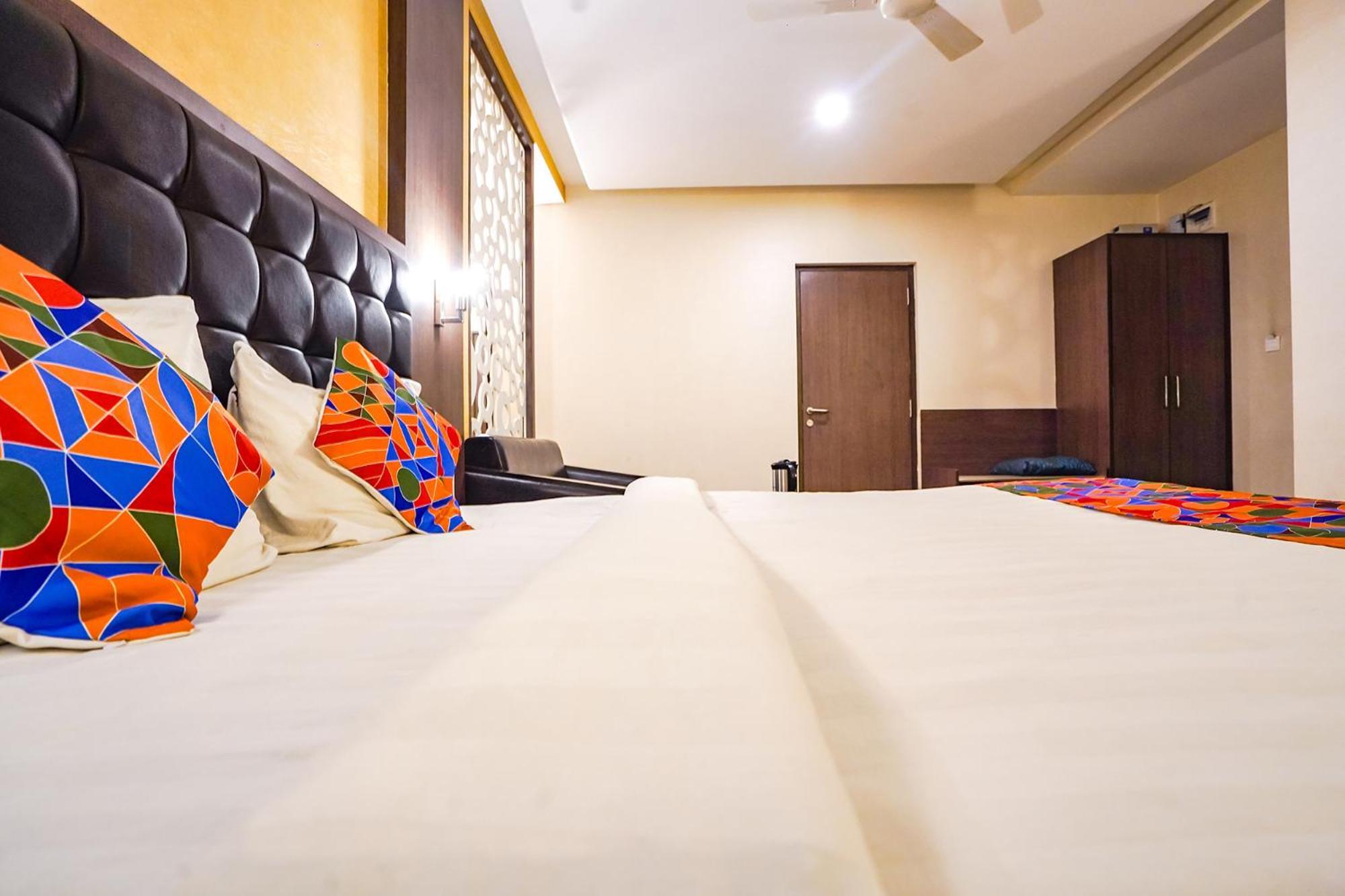 Fabhotel Jagannath - Nr Platinum Hospital, Sitabuldi Nagpur Zewnętrze zdjęcie