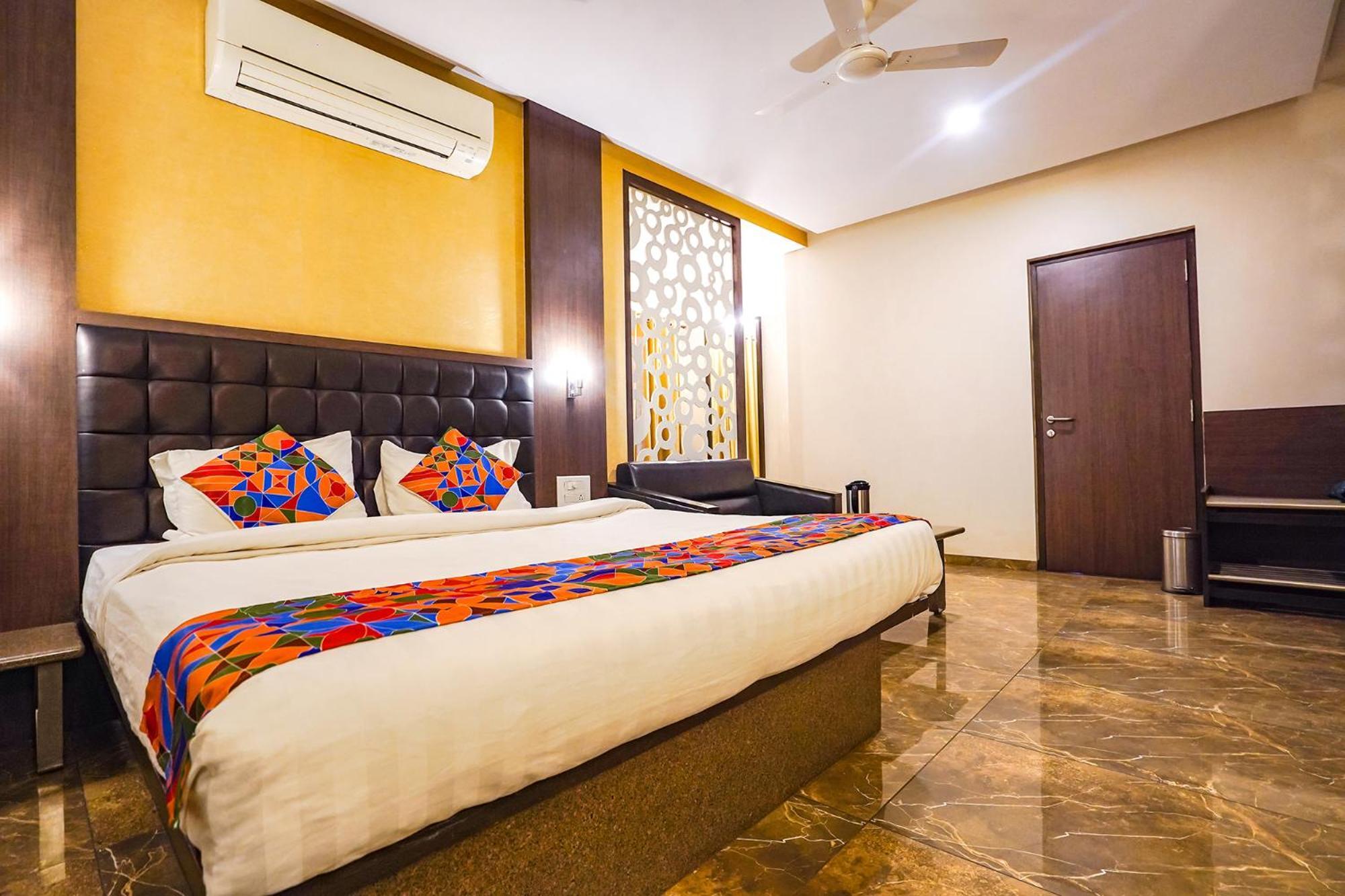 Fabhotel Jagannath - Nr Platinum Hospital, Sitabuldi Nagpur Zewnętrze zdjęcie